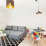 Apartment Rondo Wiatraczna By Renters Warschau