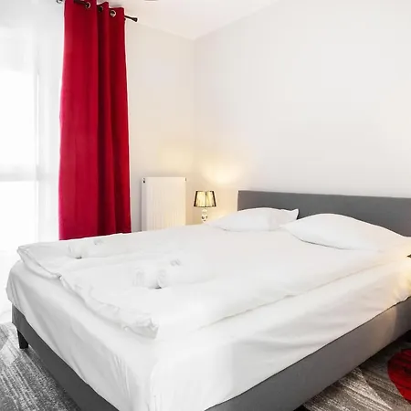 Rondo Wiatraczna By Renters Apartment Warsaw