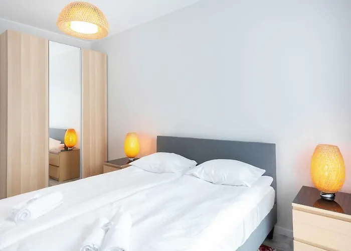 Rondo Wiatraczna By Renters Lejlighed *